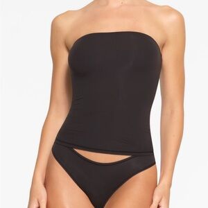❗️SOLD❗️Skims Fits Everybody Tube Top